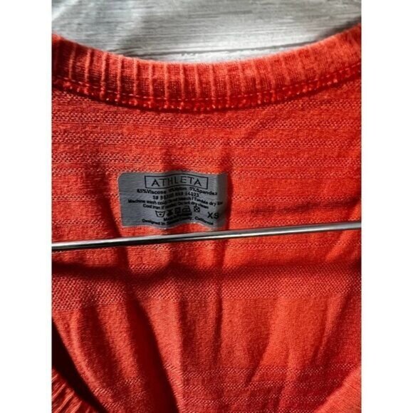Athleta XS Sleeveless Ribbed Tank Top Red Lightweight Stretchy Fabric Womens Act - Picture 5 of 5